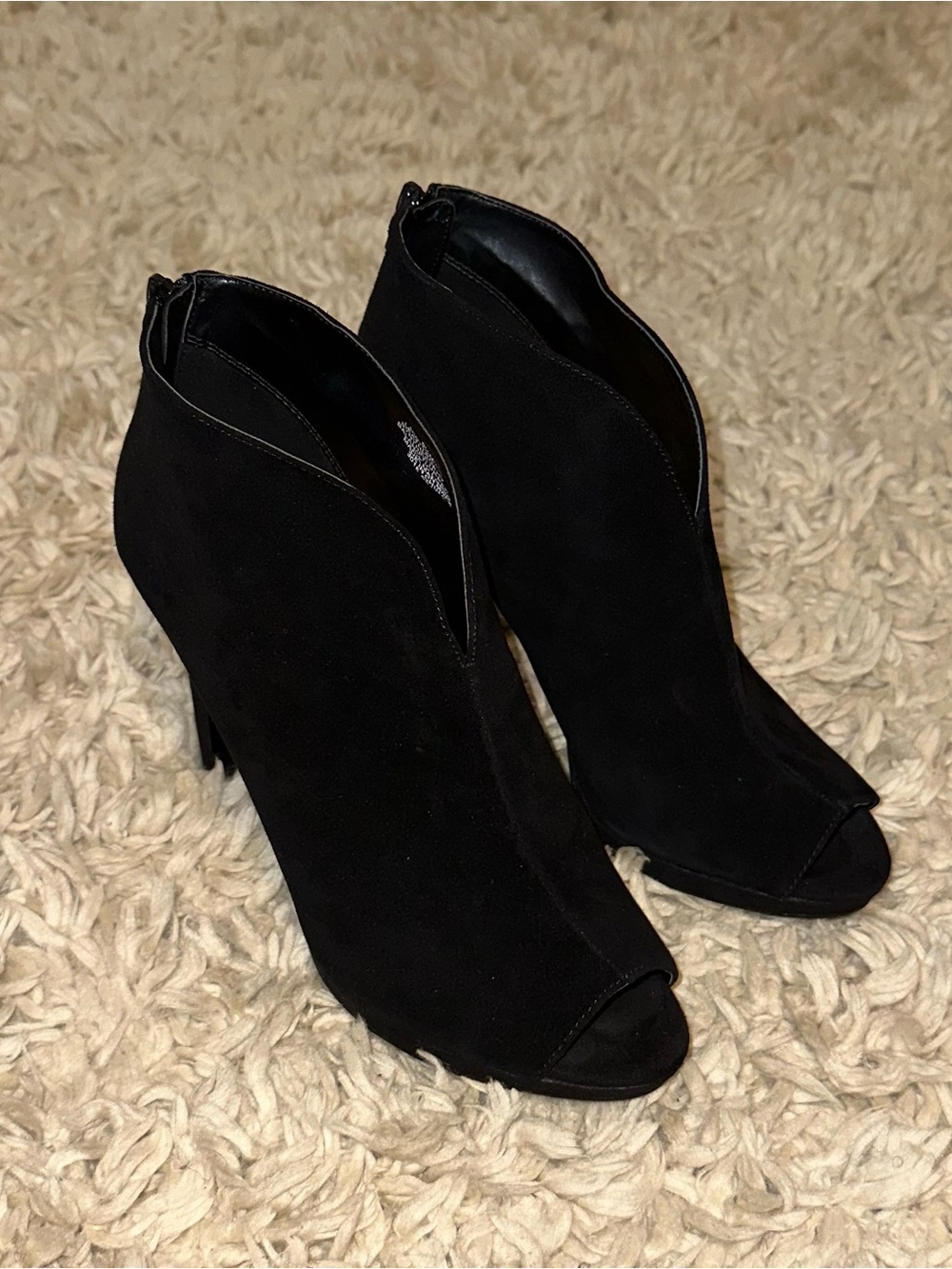 Nine West Black Peep-Toe Suede Heeled Ankle Booties Size 9.5